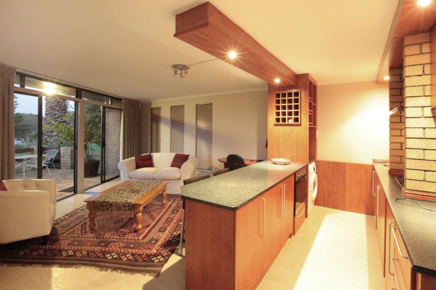 To Let 5 Bedroom Property for Rent in Welgemoed Western Cape